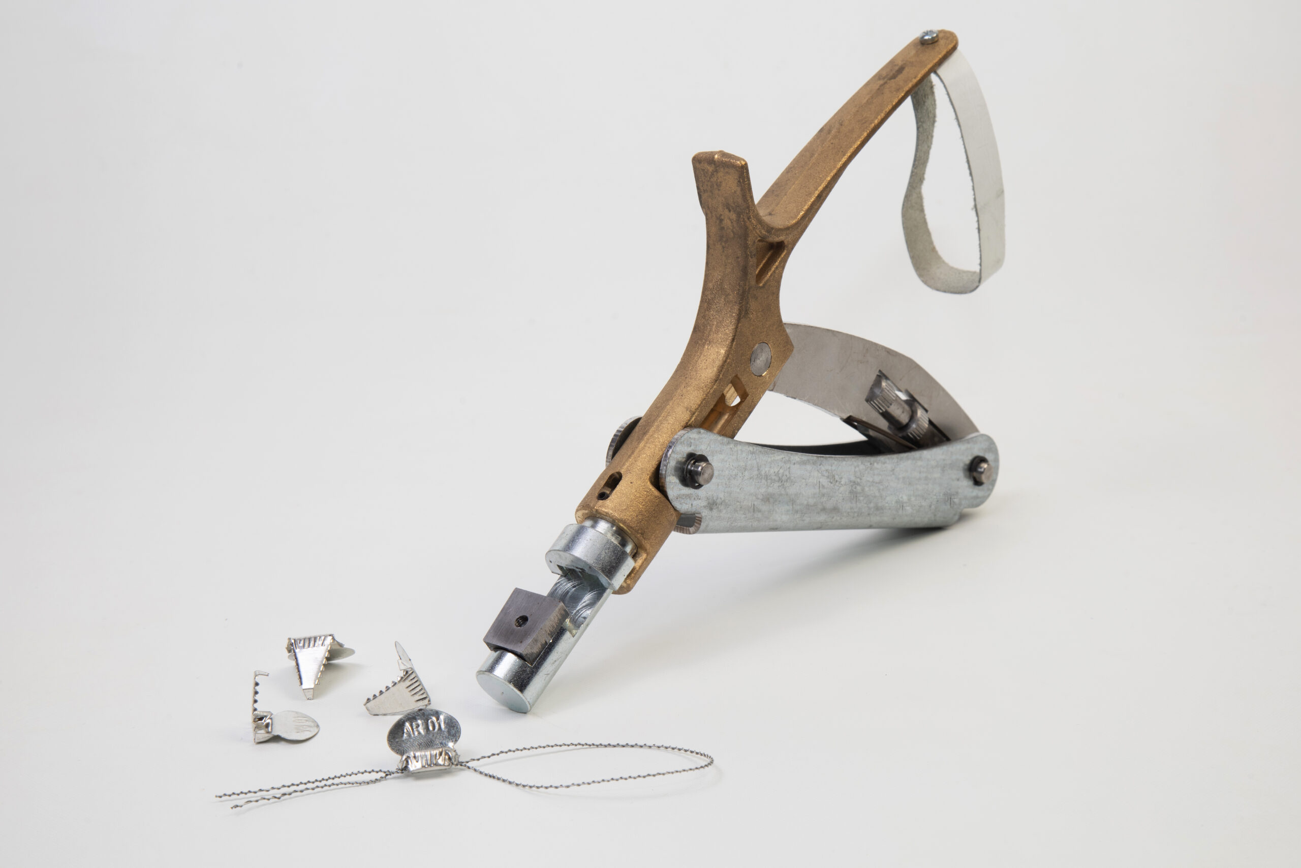 Precinto de seguridad roll tac y pinza